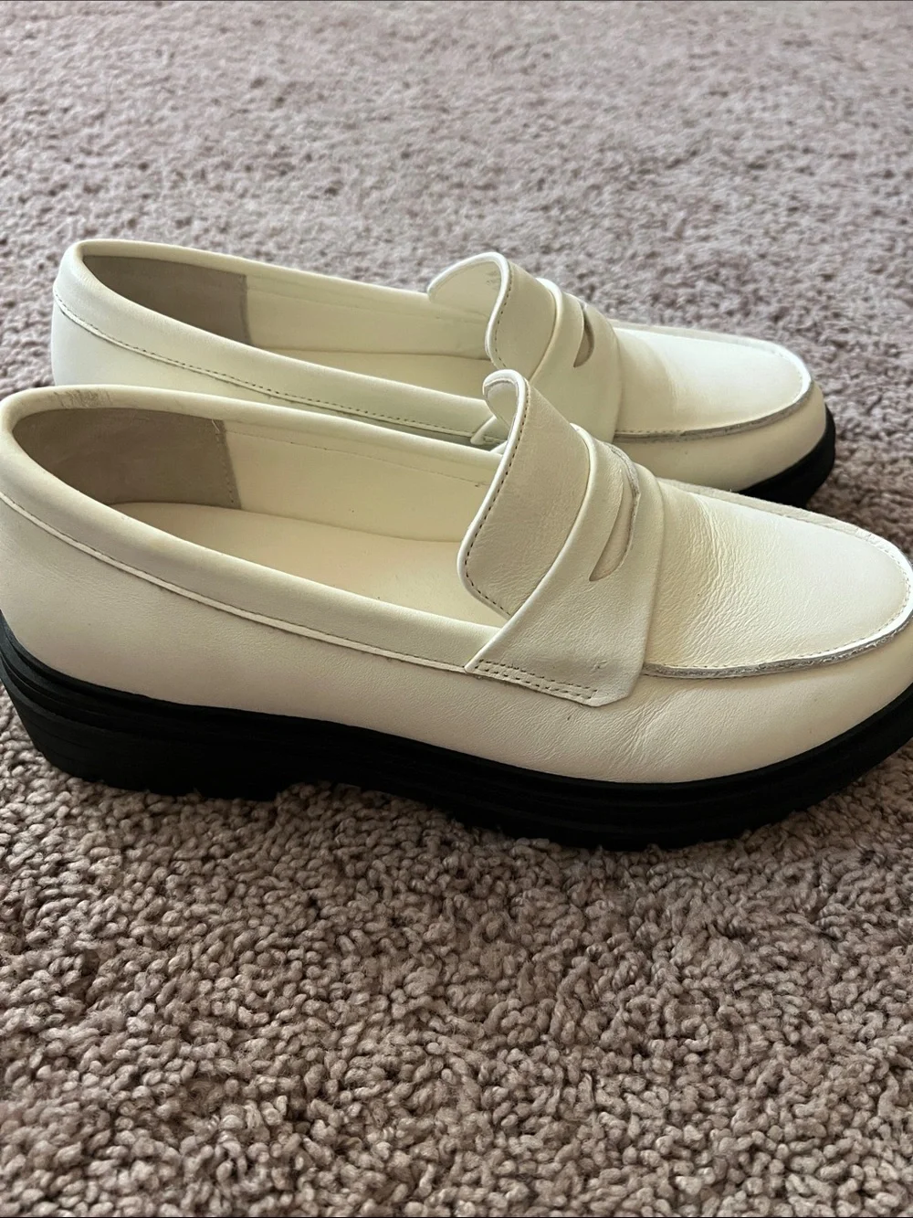 Quince Cream Italian Leather Lug Sole Loafer